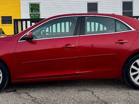 Used 2013 Chevrolet Malibu LT image 2