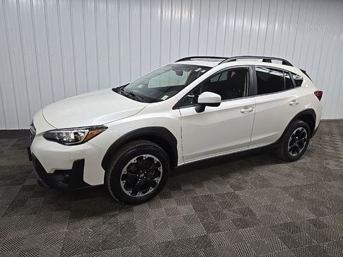 Used 2023 Subaru Crosstrek 2.0i Premium AWD/4WD image 6