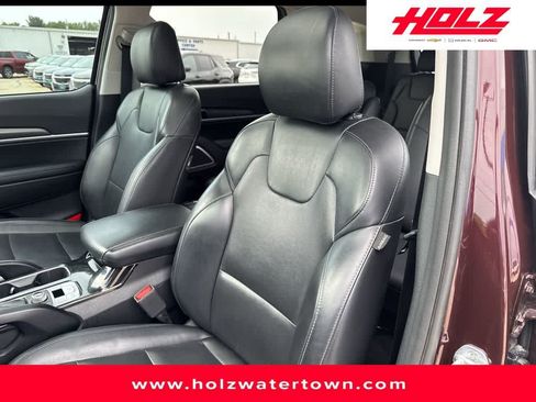 Used 2020 Kia Telluride S AWD/4WD image 9