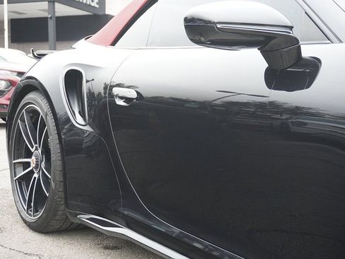 Used 2022 Porsche 911 Turbo S w/ 911 Turbo Sportdesign Package image 26