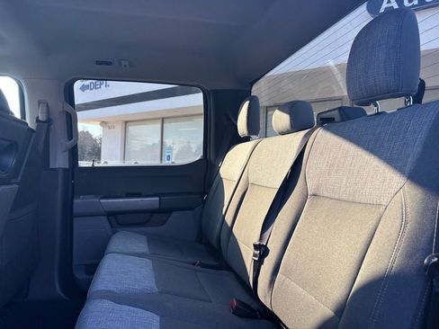 Used 2022 Ford F150 XLT w/ XTR Package image 17