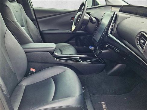 Used 2017 Toyota Prius Prime Premium w/ Carpet Mat Package image 20