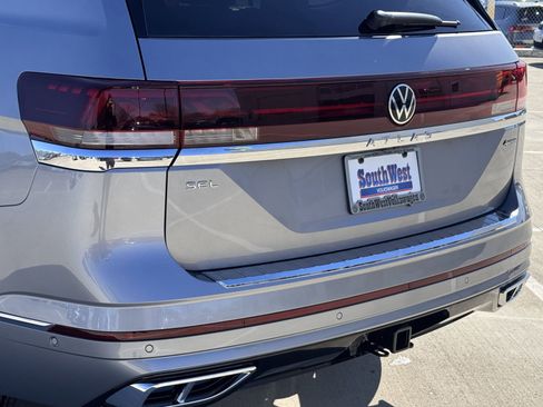 New 2026 Volkswagen Atlas SEL Premium R-Line image 7