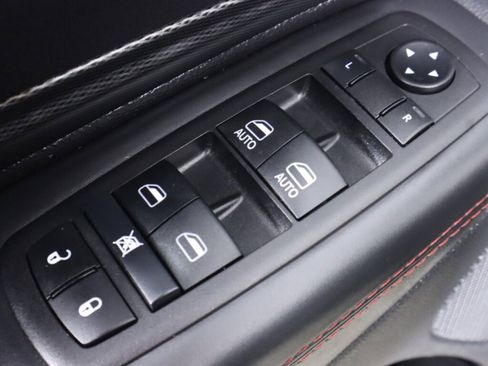 Used 2024 Dodge Durango GT image 28