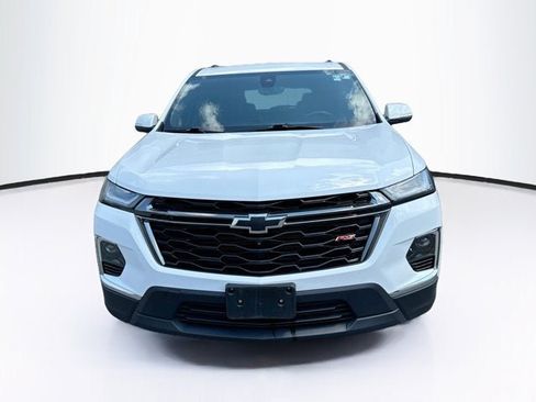 Used 2023 Chevrolet Traverse RS AWD/4WD image 2