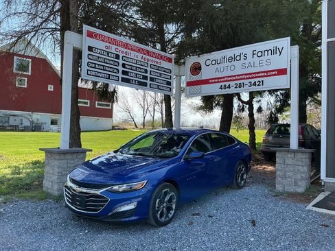 Used 2023 Chevrolet Malibu LT image 1