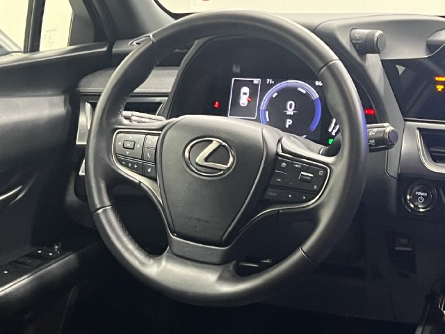 Certified 2025 Lexus UX 300h FWD image 15