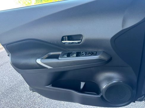 Used 2021 Nissan Kicks SV FWD image 13