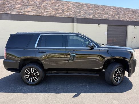 Used 2017 GMC Yukon SLT RWD image 12