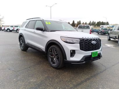 New 2026 Ford Explorer ST-Line w/ ST-Line Street Pack