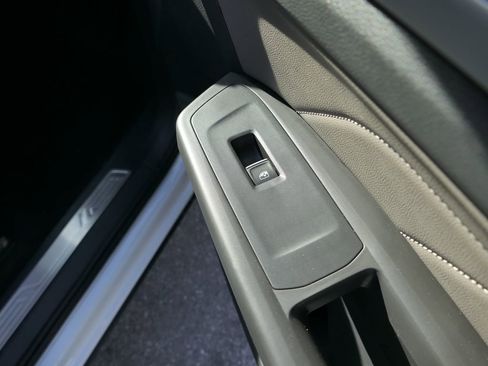 Used 2022 Volkswagen Atlas SEL image 27