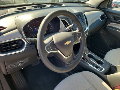 Used 2024 Chevrolet Equinox LT FWD image 15