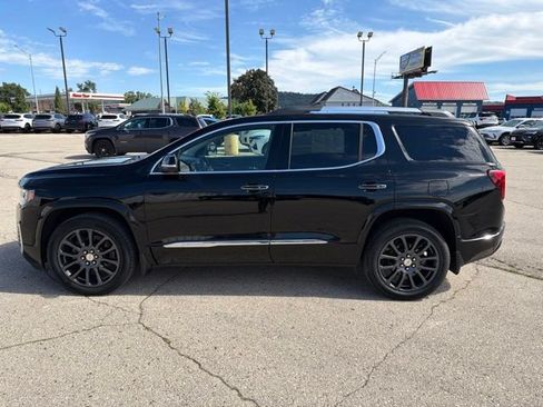 Used 2023 GMC Acadia Denali w/ Black Diamond Edition AWD/4WD image 2