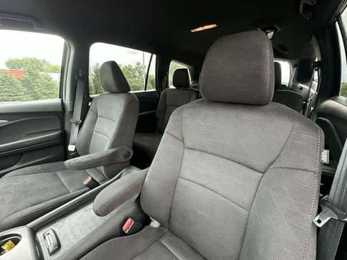 Used 2022 Honda Pilot Sport image 15