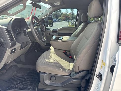 Used 2022 Ford F350 XLT AWD/4WD image 10