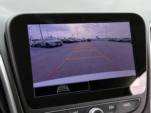 Used 2023 Chevrolet Malibu LT image 24