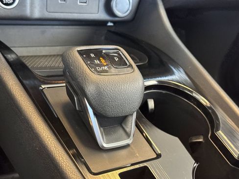 Used 2021 Nissan Rogue SV AWD/4WD image 27