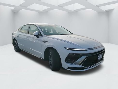 New 2026 Hyundai Sonata SEL image 3