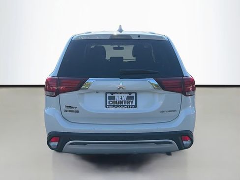 Used 2019 Mitsubishi Outlander SE AWD/4WD image 6