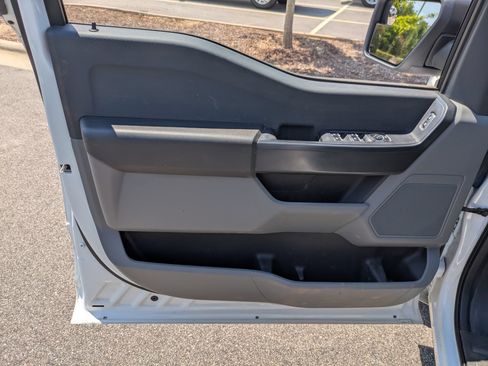 Certified 2023 Ford F150 XL w/ XL Chrome Appearance Package RWD image 14