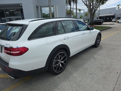 Used 2023 Mercedes-Benz E 450 4MATIC All-Terrain Wagon image 3