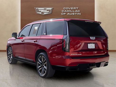 Used 2024 Cadillac Escalade Sport Platinum w/ Heavy-Duty Trailer Package image 3