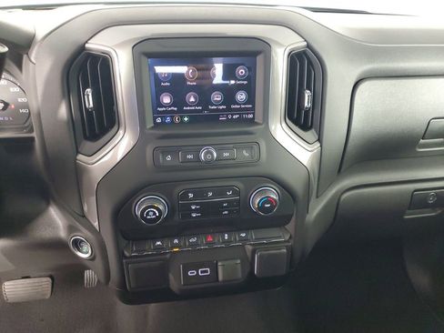 Used 2025 Chevrolet Silverado 1500 Custom image 17