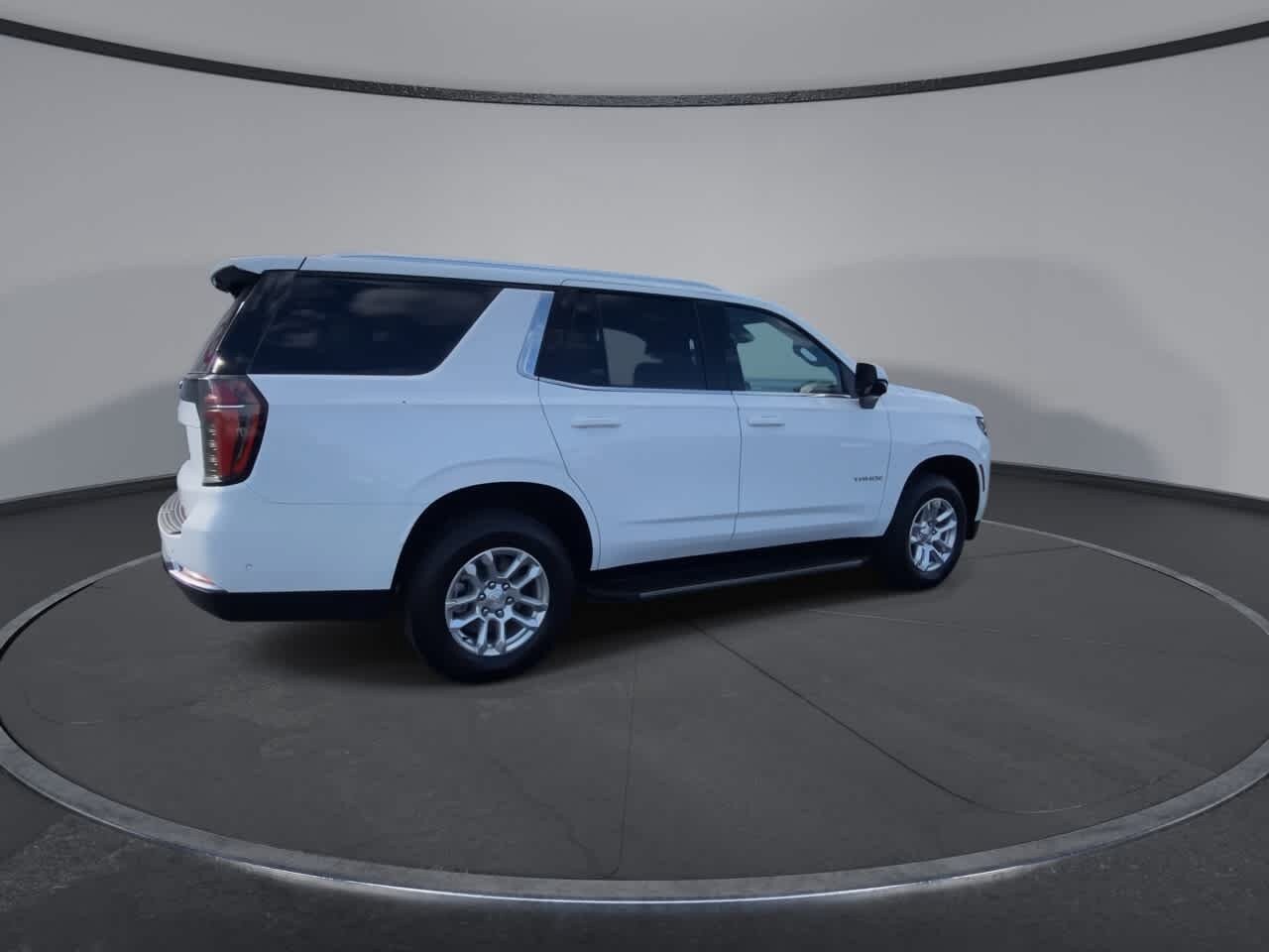 Used 2025 Chevrolet Tahoe LT AWD/4WD image 8