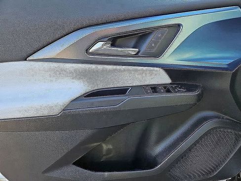 New 2026 Chevrolet Equinox EV LT image 13