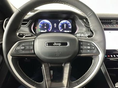 New 2026 Jeep Grand Cherokee L Limited image 23