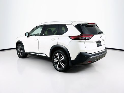 Used 2023 Nissan Rogue SL w/ SL Premium Package image 5
