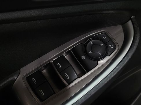 Used 2024 Chevrolet Malibu LT image 27