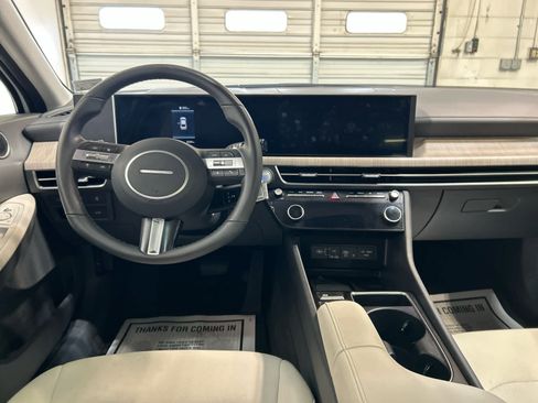 Used 2026 Hyundai Sonata SEL FWD image 4
