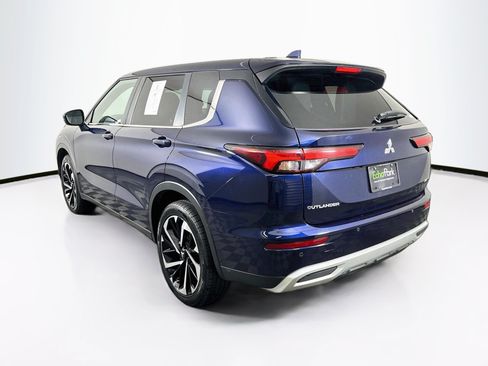 Used 2024 Mitsubishi Outlander SE FWD image 5