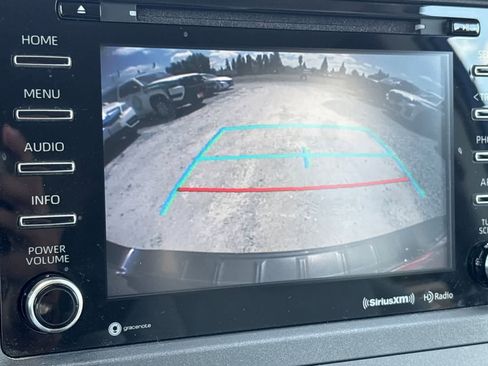 Used 2018 Toyota Sienna LE FWD image 21