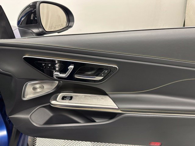 Used 2026 Mercedes-Benz CLE 53 AMG 4MATIC Cabriolet image 30