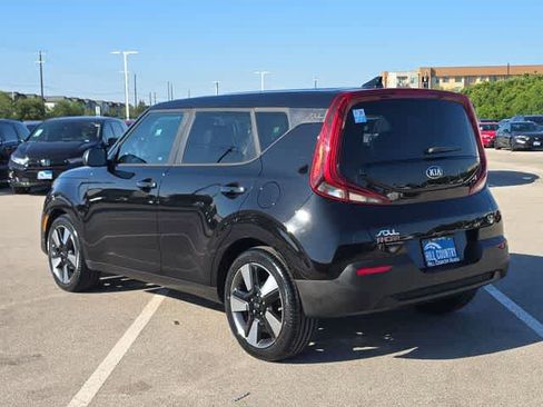 Used 2020 Kia Soul EX FWD image 4