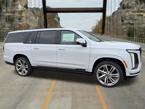 New 2026 Cadillac Escalade ESV Sport w/ Touring Package AWD/4WD image 14