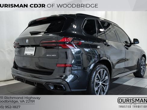 Used 2024 BMW X5 xDrive40i w/ M Sport Package AWD/4WD image 4