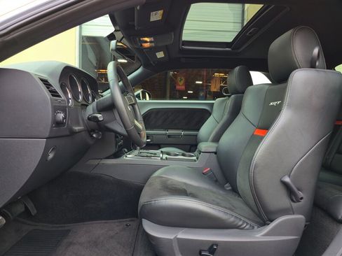 Used 2008 Dodge Challenger SRT8 RWD image 13