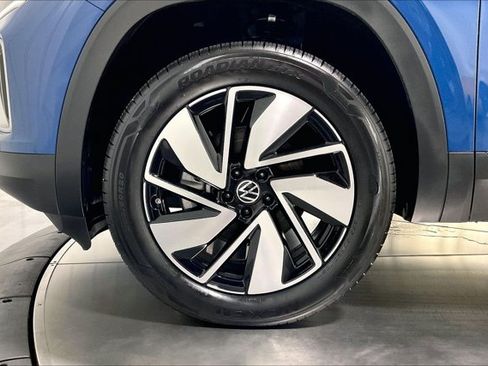 Used 2026 Volkswagen Atlas SE FWD image 9