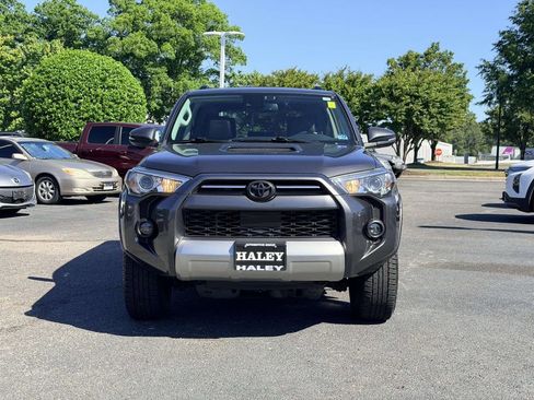 Used 2020 Toyota 4Runner TRD Off-Road Premium w/ Moonroof Package AWD/4WD image 6
