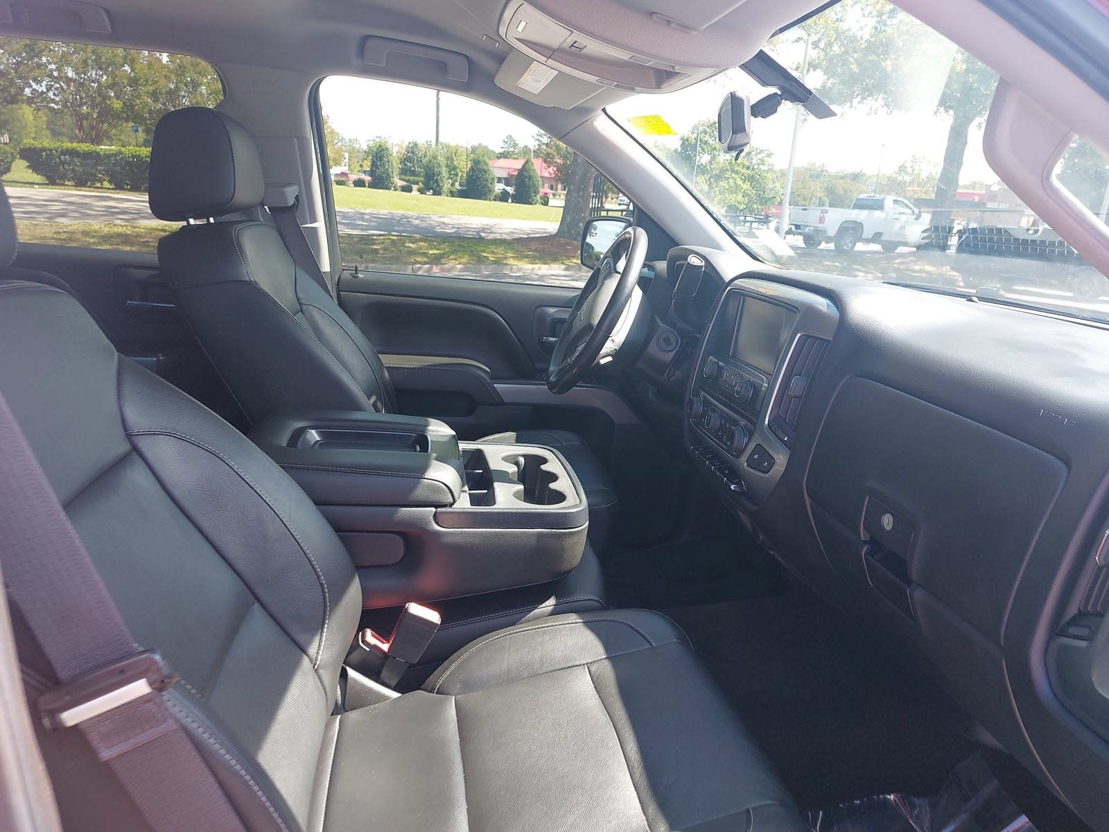 Used 2017 Chevrolet Silverado 1500 LT w/ All Star Edition AWD/4WD image 10