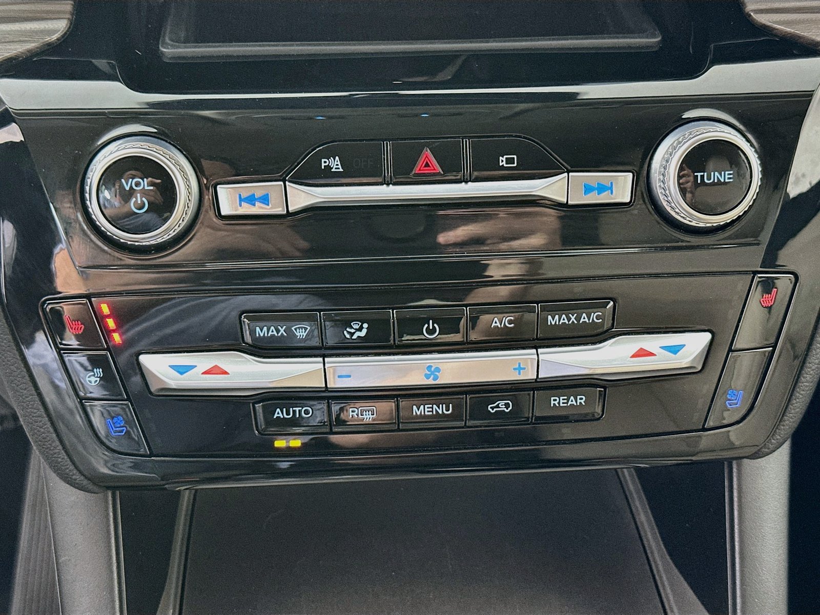 Used 2022 Ford Explorer Limited RWD image 16