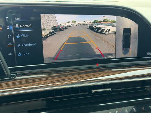 Used 2021 Cadillac Escalade ESV Premium Luxury AWD/4WD image 22