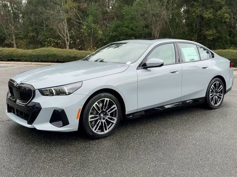 New 2026 BMW 530i w/ M Sport Package image 4