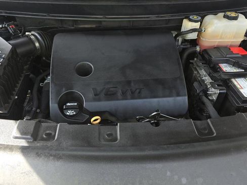 Used 2018 Buick Enclave Avenir w/ Avenir Technology Package FWD image 7