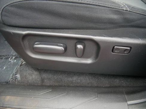 Certified 2021 Toyota Tacoma TRD Off-Road w/ Technology Package image 16