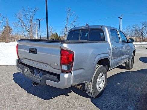 Used 2023 Toyota Tacoma SR image 6