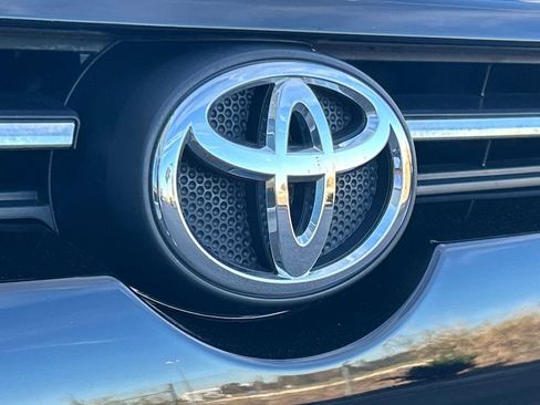 Used 2022 Toyota 4Runner SR5 Premium image 39